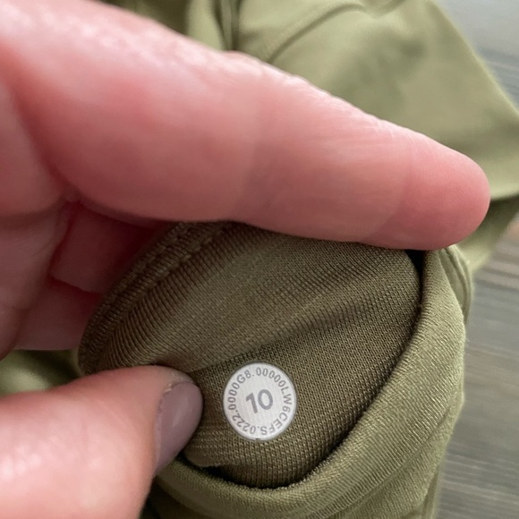 lululemon athletica align Joggers 23” - Picture 9 of 10